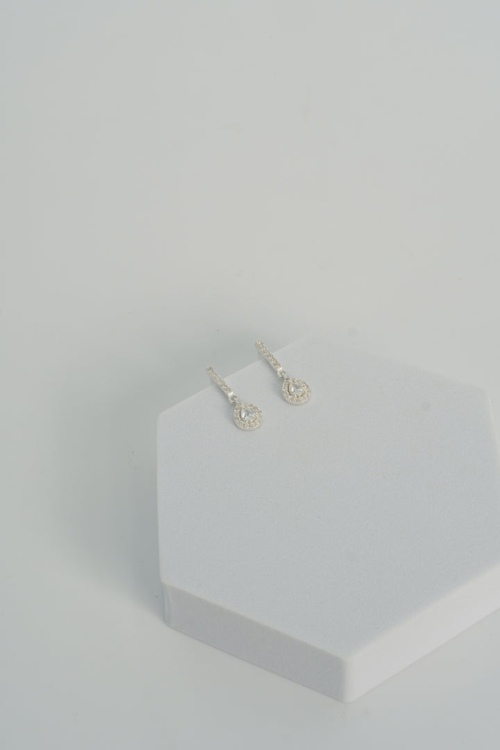 925 SILVER CZ STONE PEAR EARRINGS