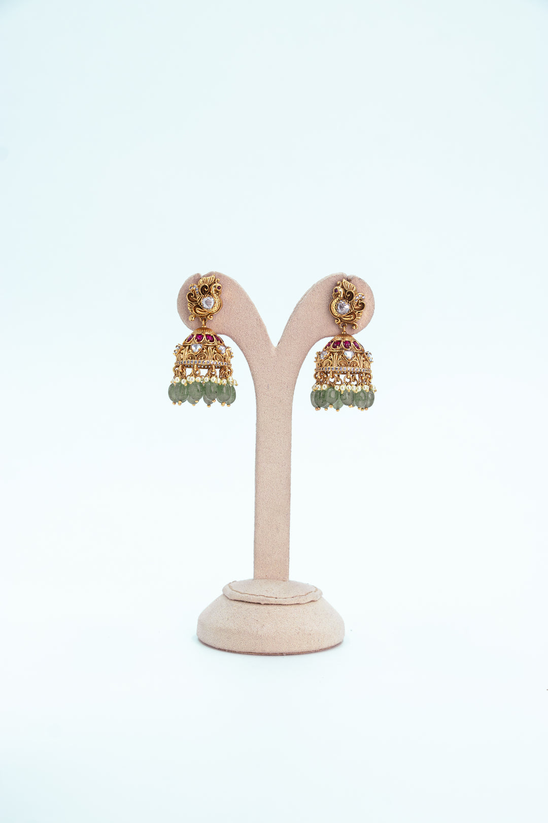 YAHVI JHUMKAS