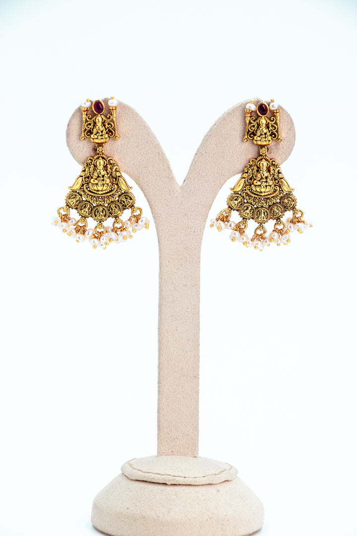 KAASHVI EARRINGS