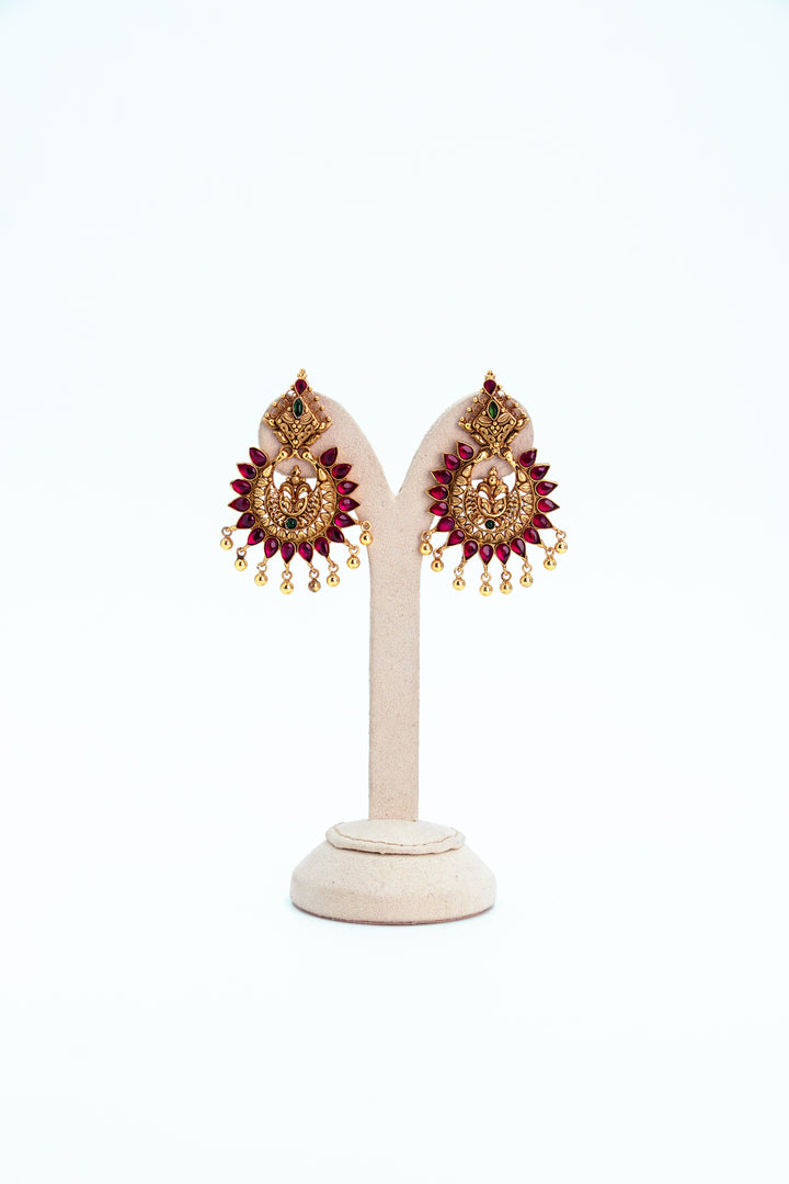 KISARA EARRINGS