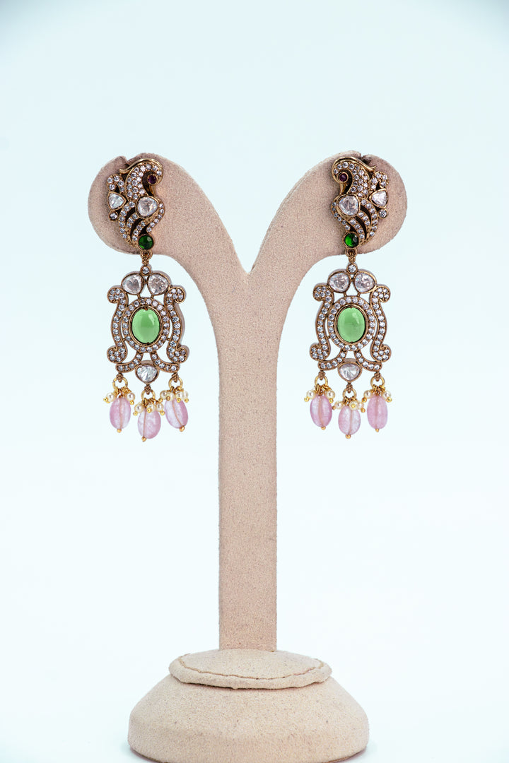 NAESHA VICTORIAN STUDS